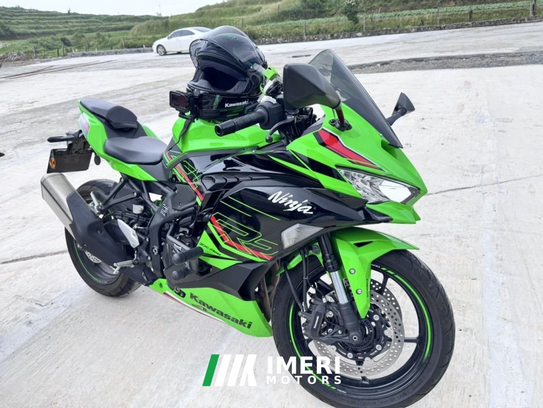 Kawasaki ZX-4R 400 cc - мотоцикл из Китая