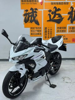 Kawasaki Ninja 400 - фото 2
