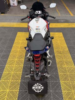Honda CBR650R - фото 9