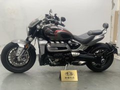 Triumph Rocket 3 2500 cc - фото 2