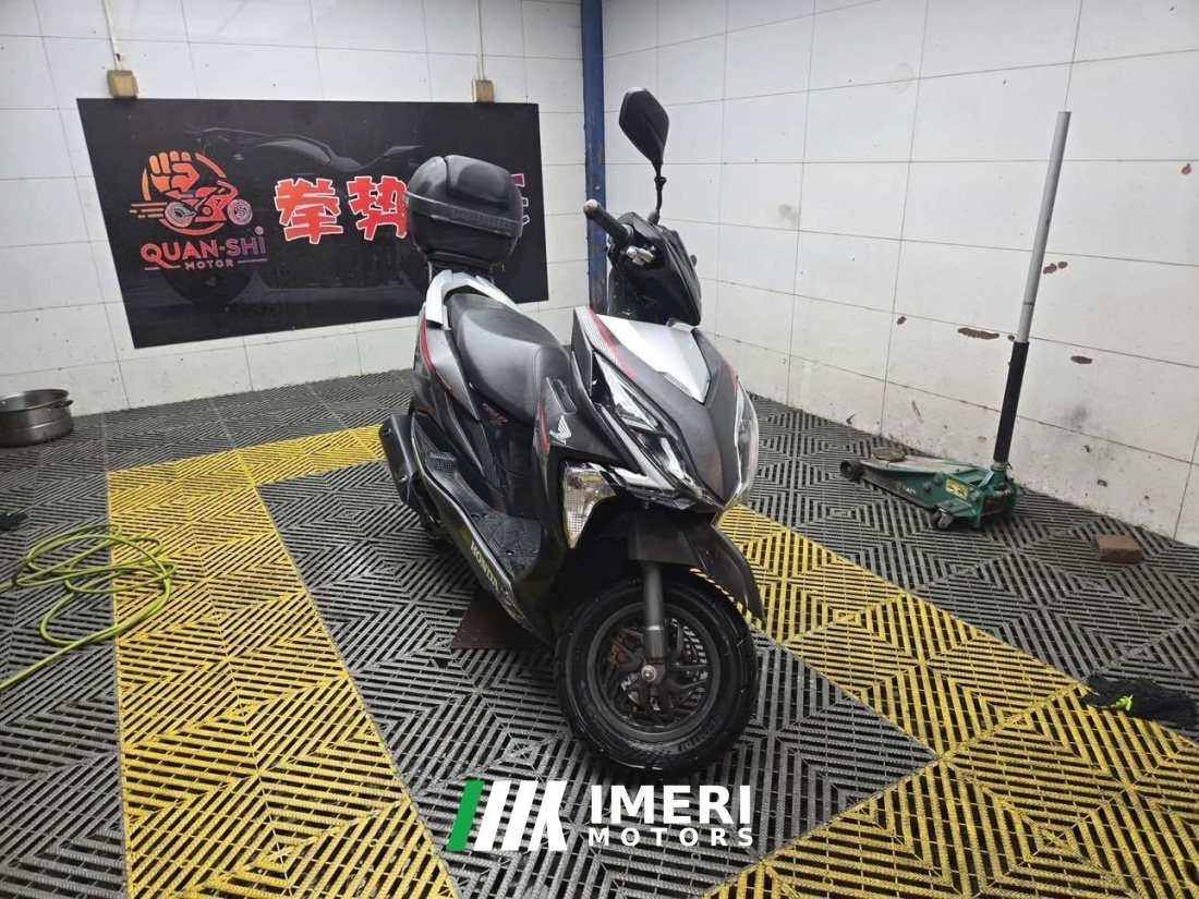 Sundiro Honda RX125Fi - мотоцикл из Китая