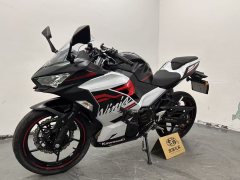 Kawasaki Ninja 400 - фото 2