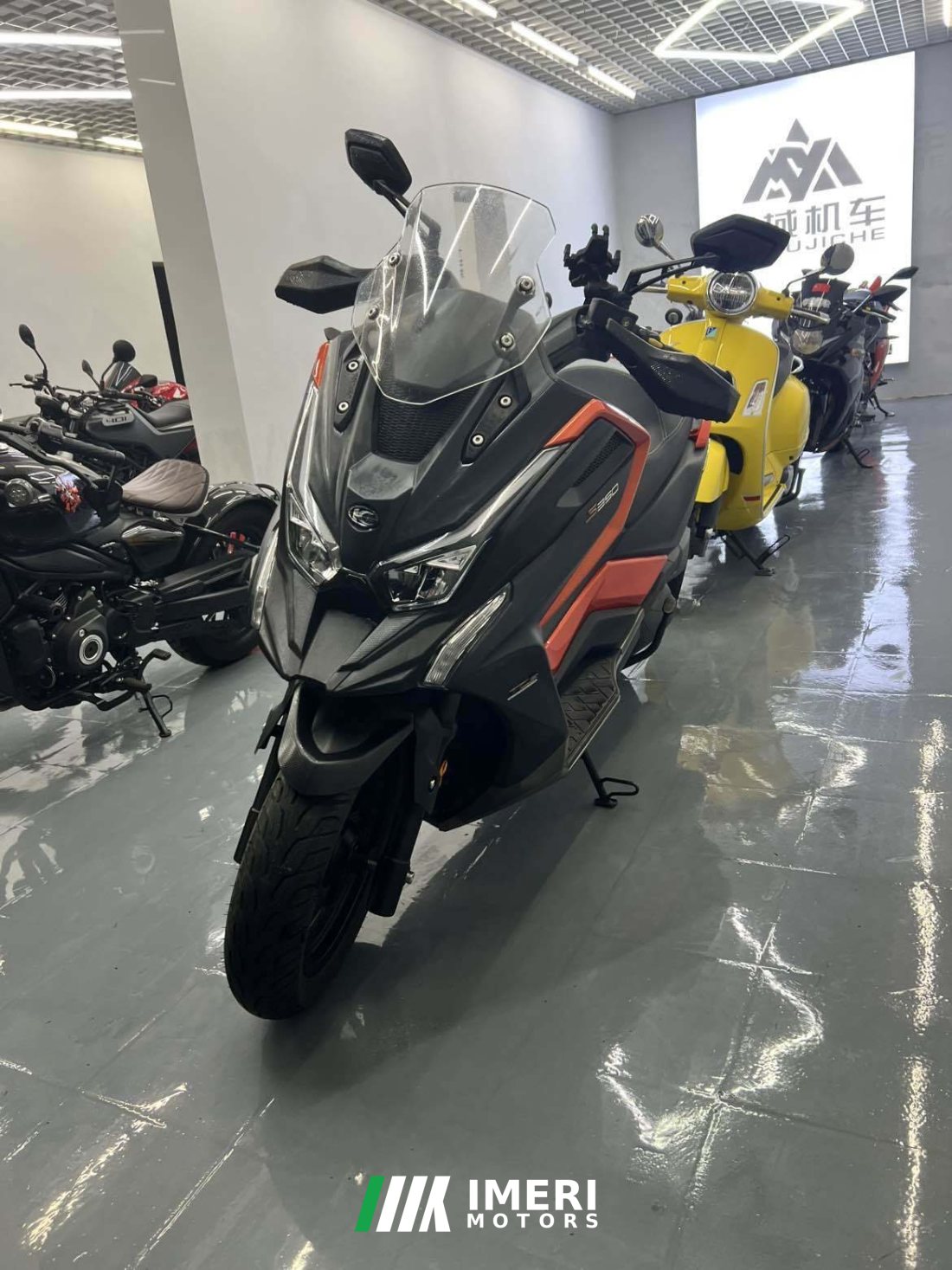 KYMCO Rowing S350 - мотоцикл из Китая
