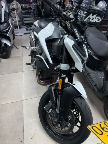 2023 CFMOTO 800NK