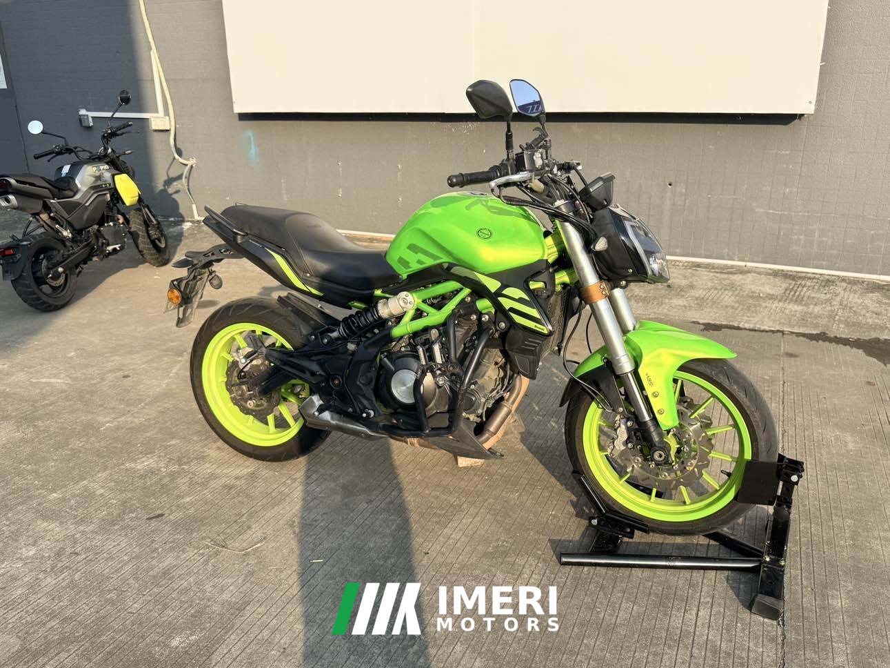 2019 Benelli TNT 300 / BN 302S