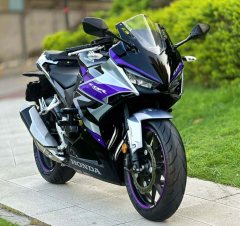 Honda CBR400R - фото 1