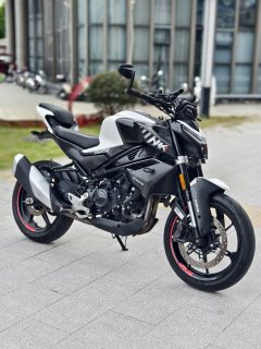 CFMOTO 450NK - фото 1