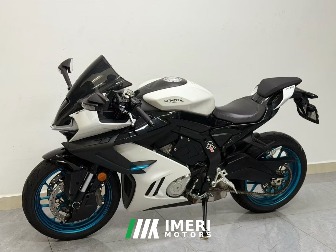 CFMOTO 675SR-R - мотоцикл из Китая