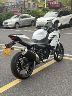 Kawasaki Ninja 400 - фото 6