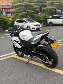 Kawasaki Ninja 400 - фото 7