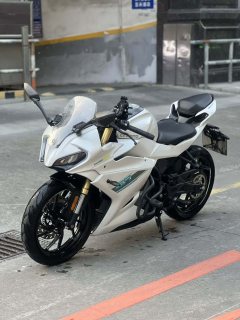 CFMOTO 250SR - фото 1