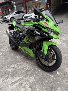 Kawasaki ZX-4R 400 cc - фото 1