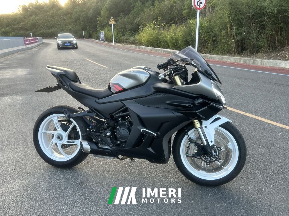 CFMOTO 450SR - мотоцикл из Китая