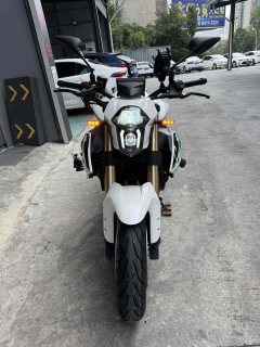 Benelli TNT600i - фото 1