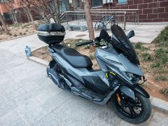 SYM Cruisym 150X - фото 2