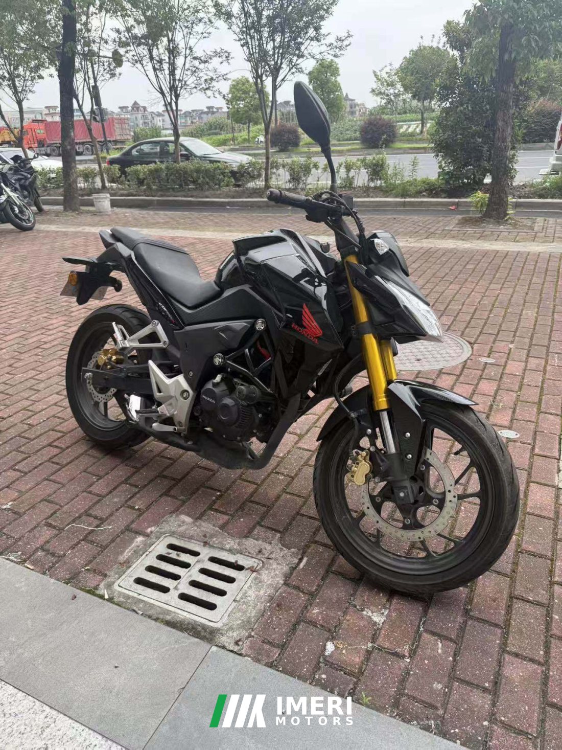 Sundiro Honda CBF190R - мотоцикл из Китая