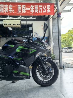 Kawasaki Ninja 400 - фото 9