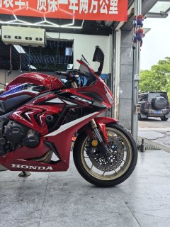 Honda CBR650R - фото 8