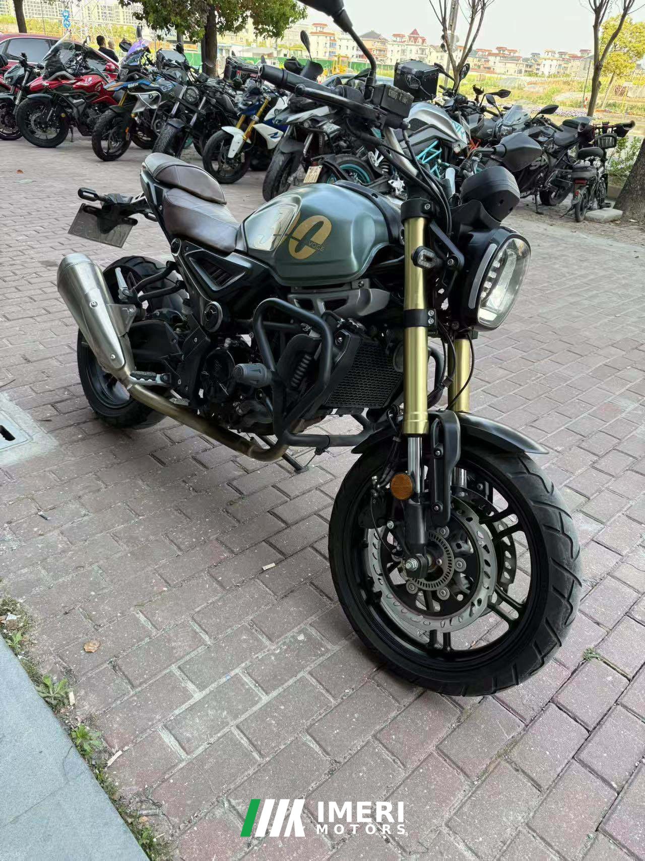 2021 Voge 300AC