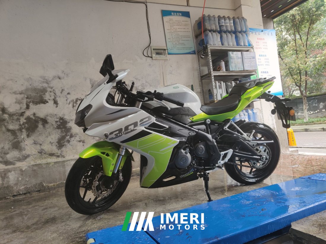Benelli Tornado 302R 300 cc - мотоцикл из Китая