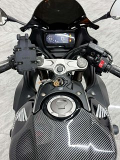 Honda CBR650R - фото 8