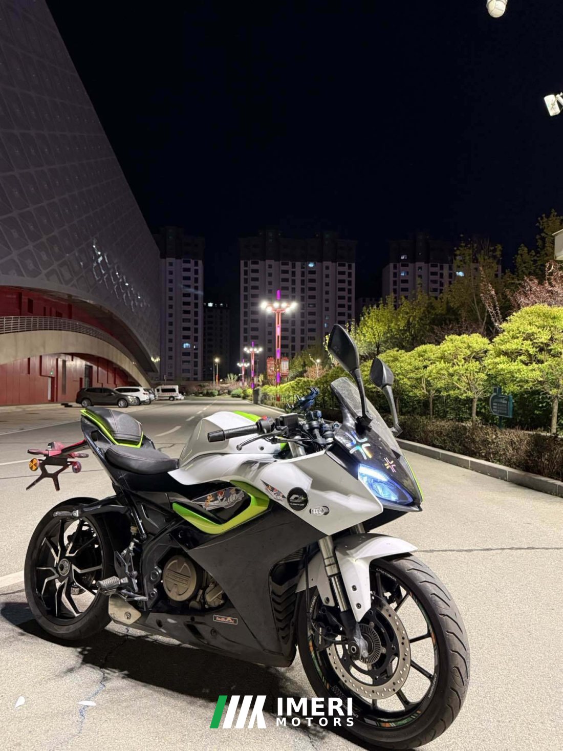 QJMOTOR SRK 250 - мотоцикл из Китая