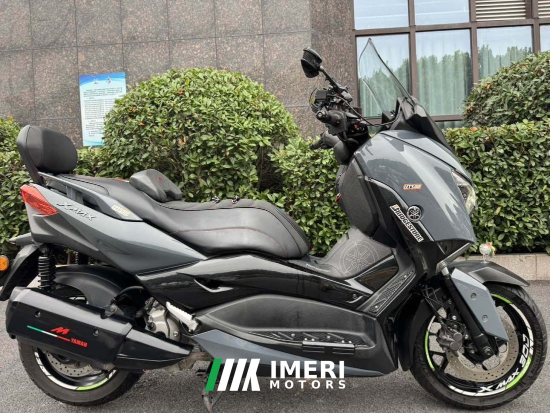 Yamaha XMAX 300 cc - мотоцикл из Китая