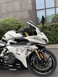 CFMOTO 250SR - фото 7