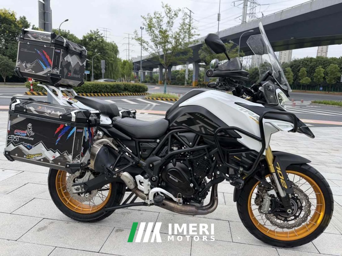 Benelli TRK702 700 cc - мотоцикл из Китая