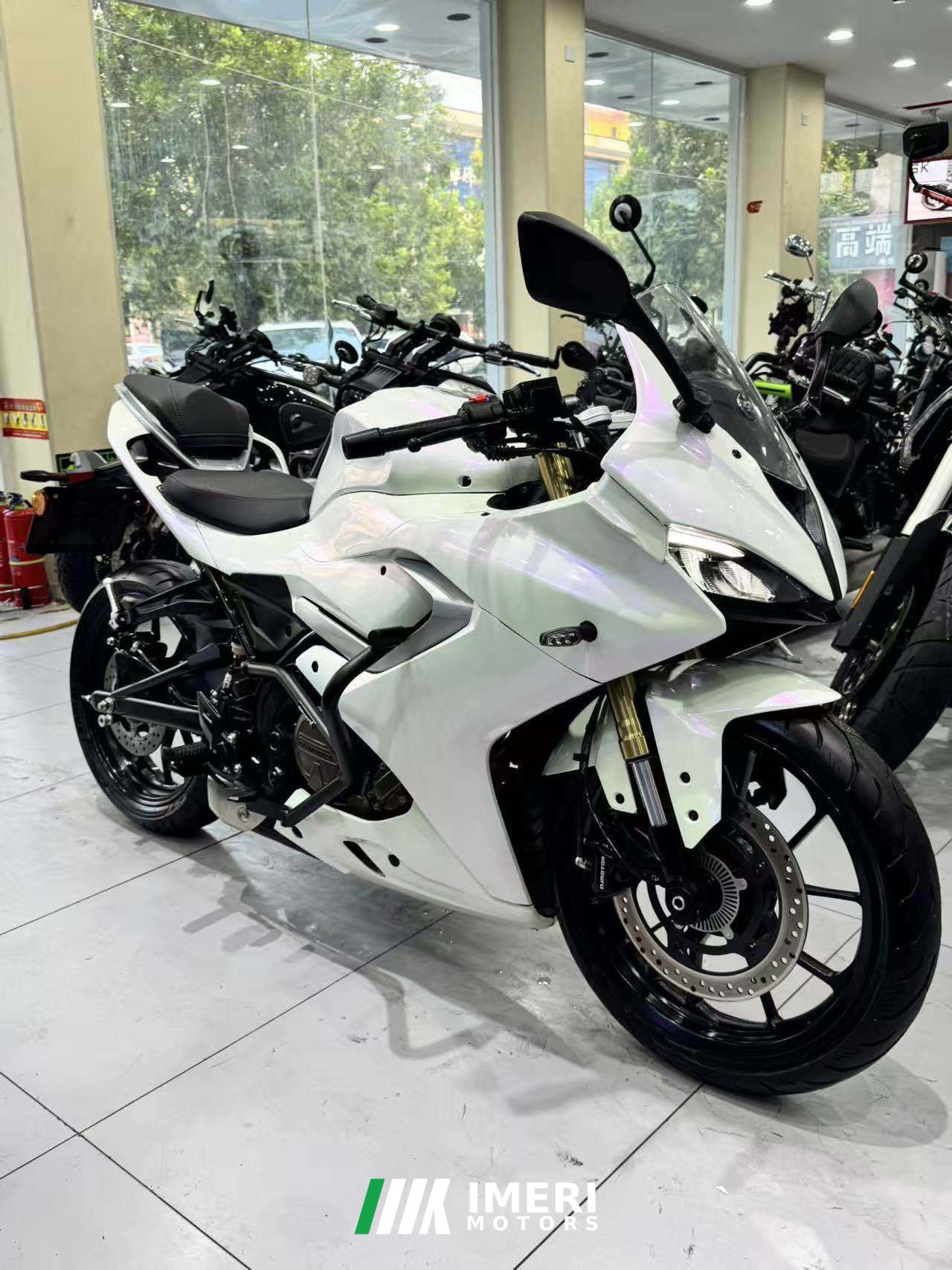 2022 QJMOTOR SRK 250