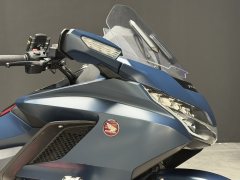 Honda Gold Wing GL 1800 F6B - фото 3