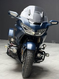 Honda Gold Wing GL 1800 F6B - фото 7