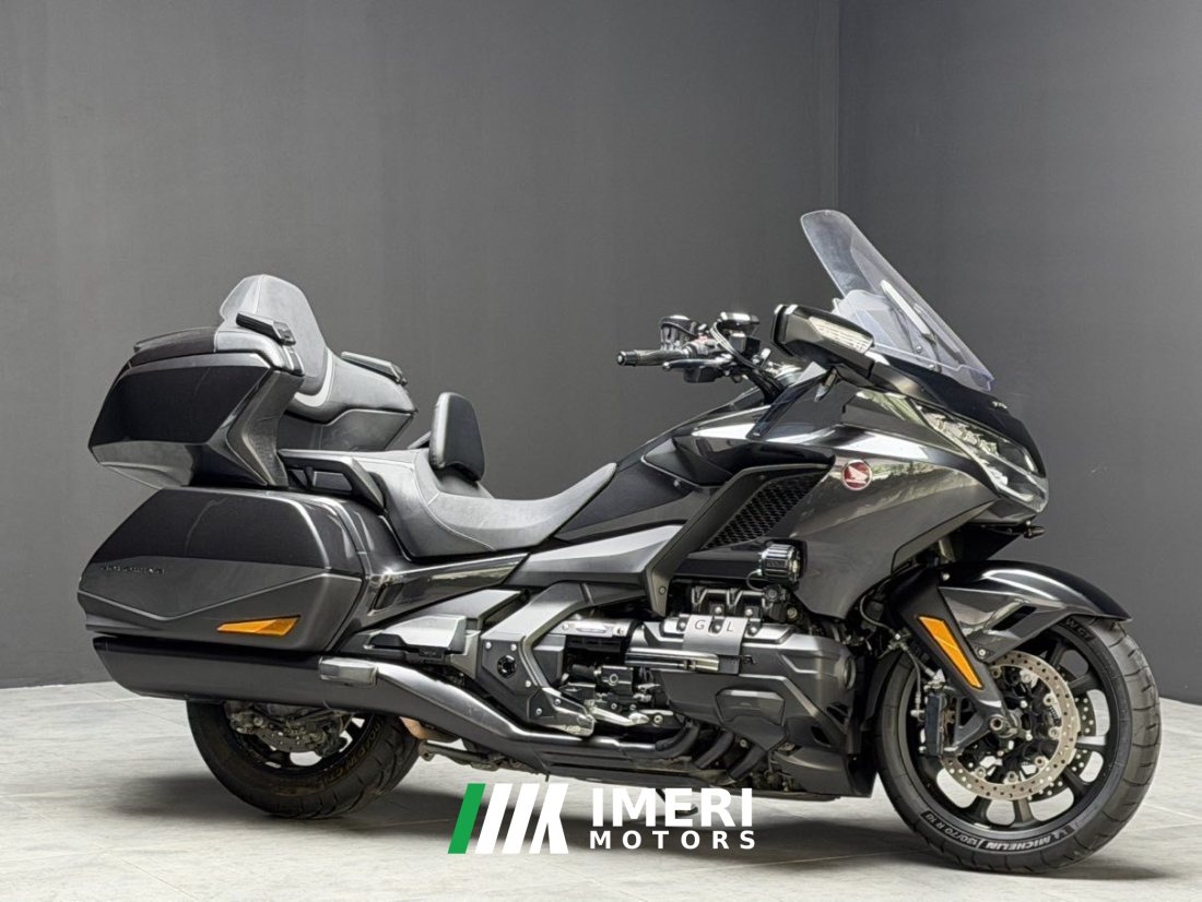 Honda Gold Wing GL1800 - мотоцикл из Китая