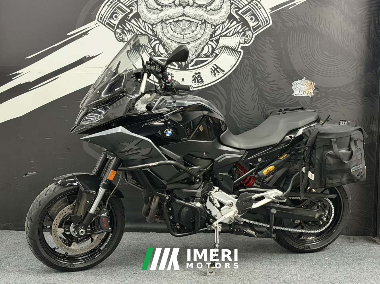 2022 BMW F 900 XR