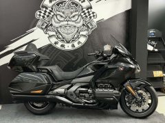 Honda Gold Wing GL1800 - фото 1