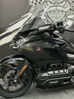 Honda Gold Wing GL1800 - фото 2