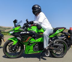 Kawasaki Ninja 400 - фото 2