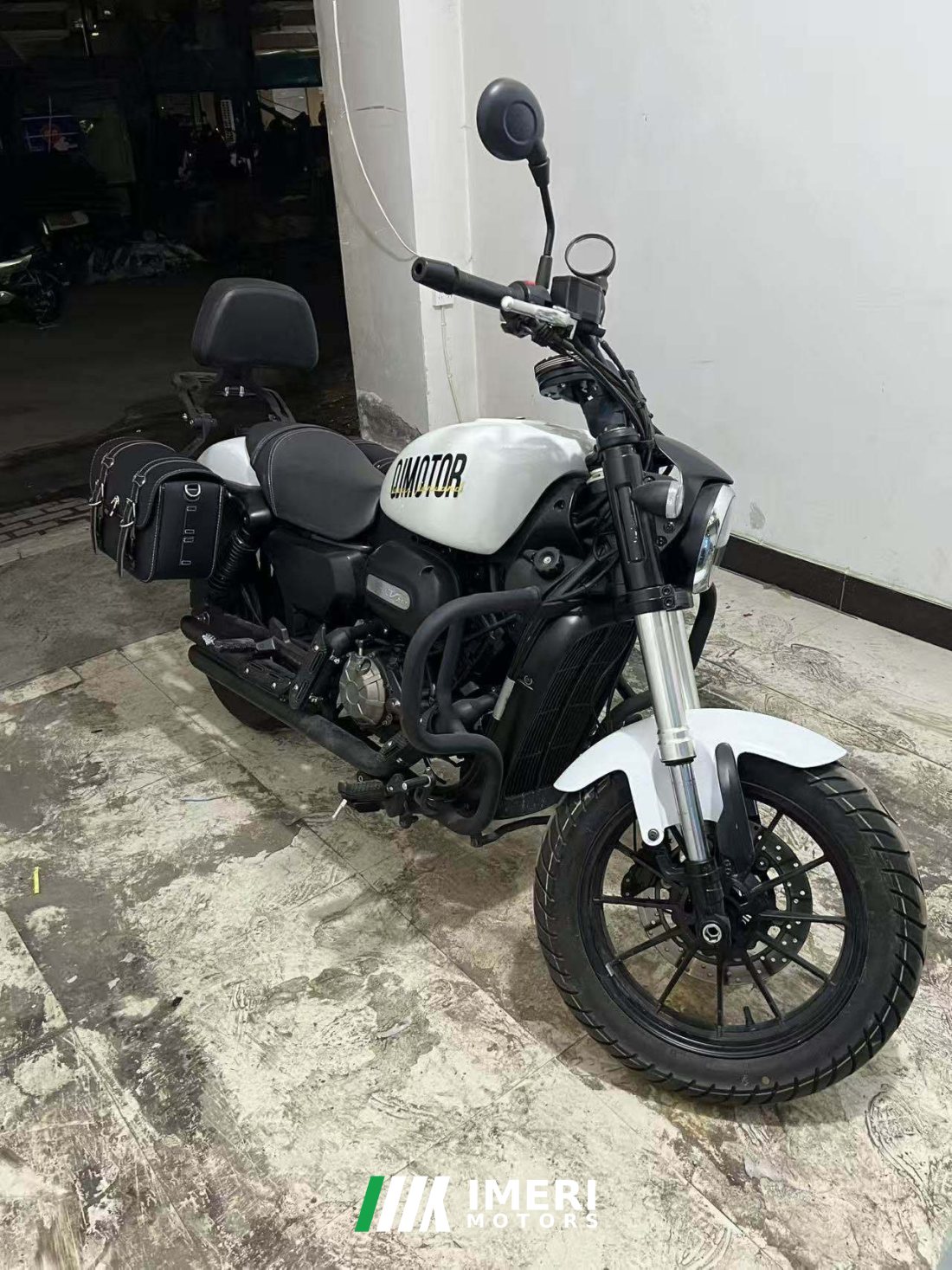 QJMOTOR Flash 300 - мотоцикл из Китая