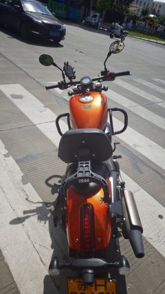 QJMOTOR Flash 300 - фото 7