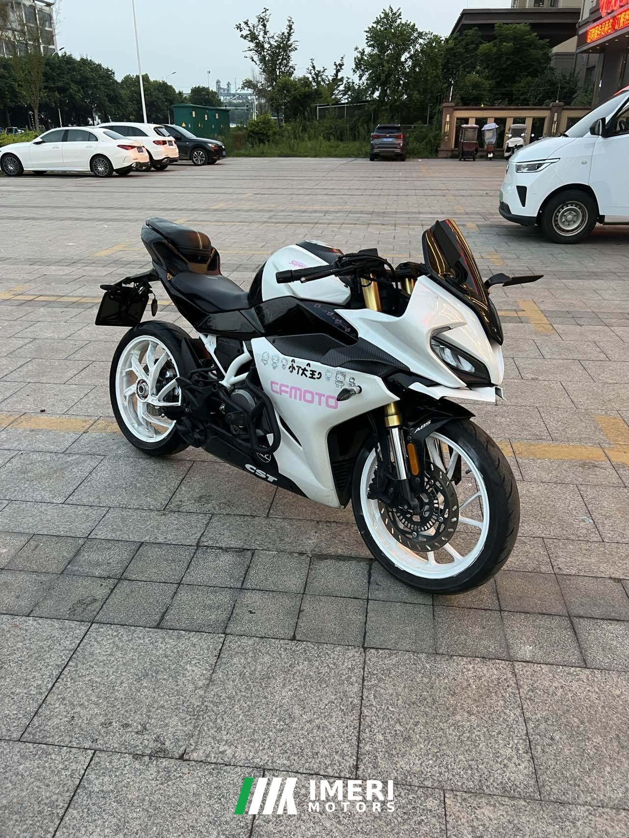 2022 CFMOTO 250SR