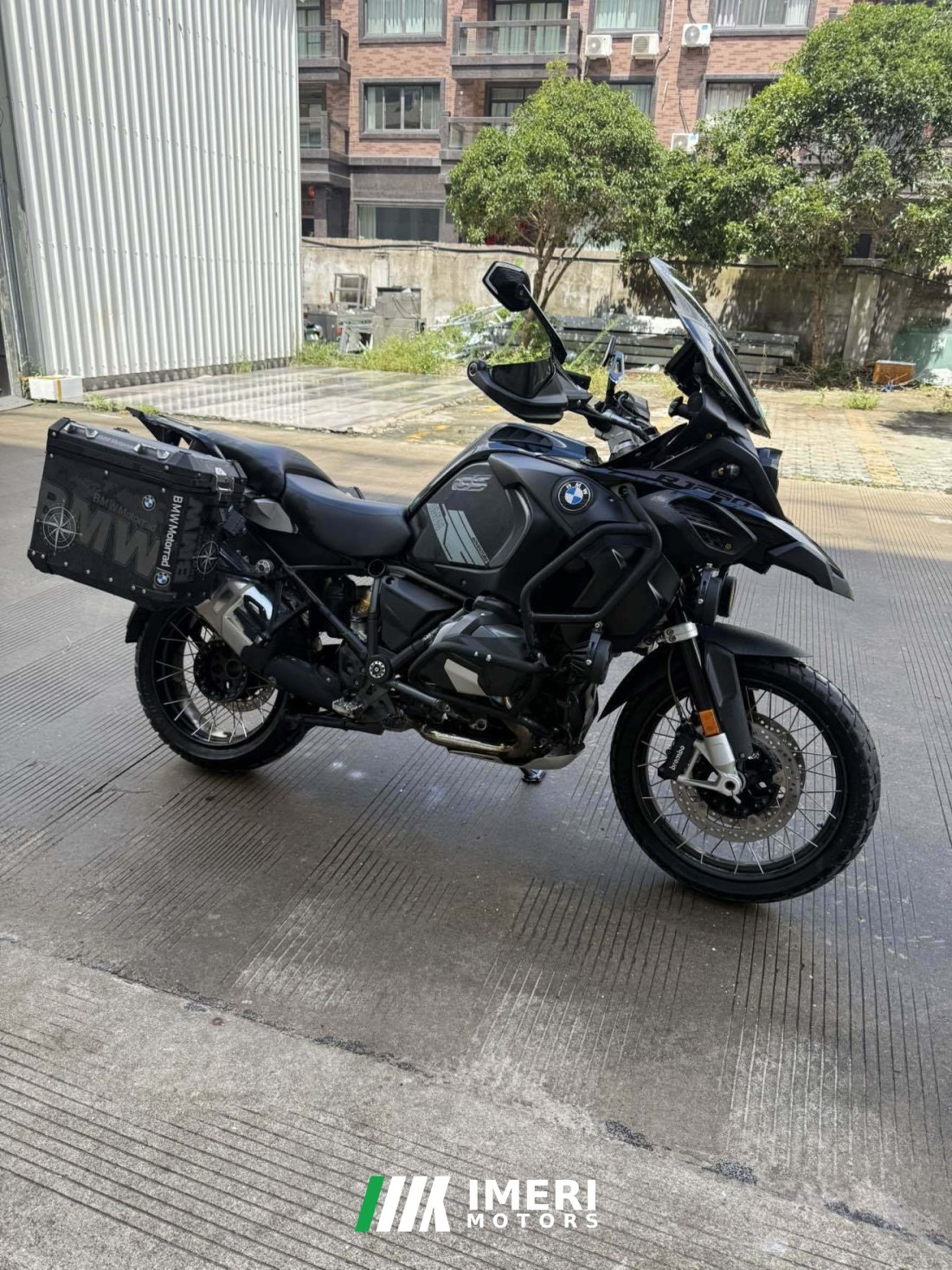 BMW R 1250 GS - мотоцикл из Китая