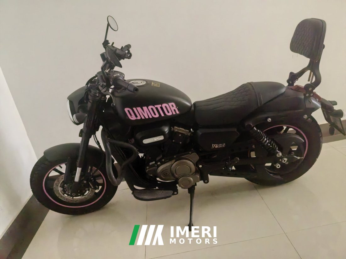 QJMOTOR Flash 300 - мотоцикл из Китая