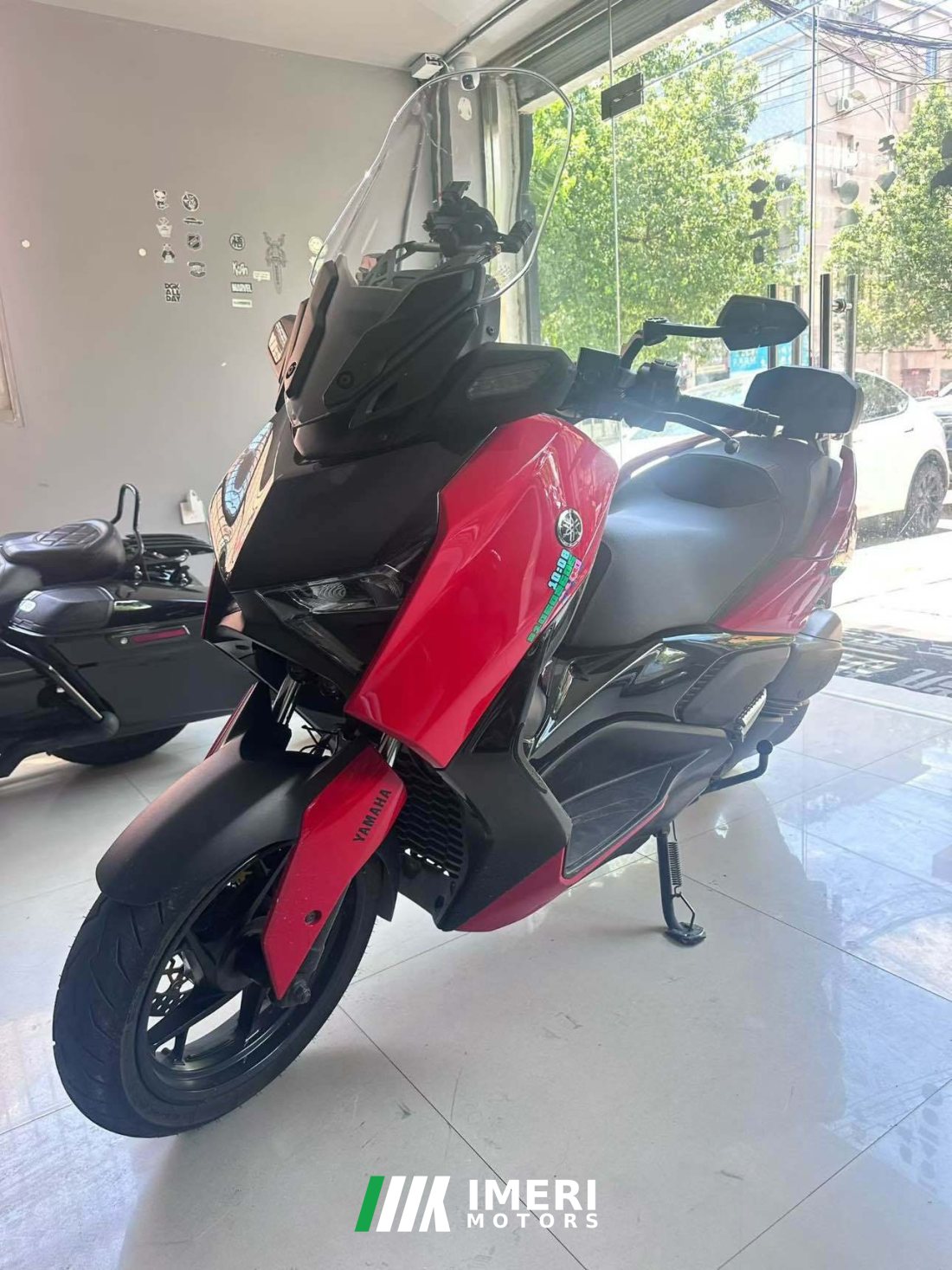 Yamaha XMAX 300 cc - мотоцикл из Китая