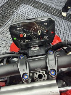 Ducati Street Fighter V4 1100 cc - фото 6