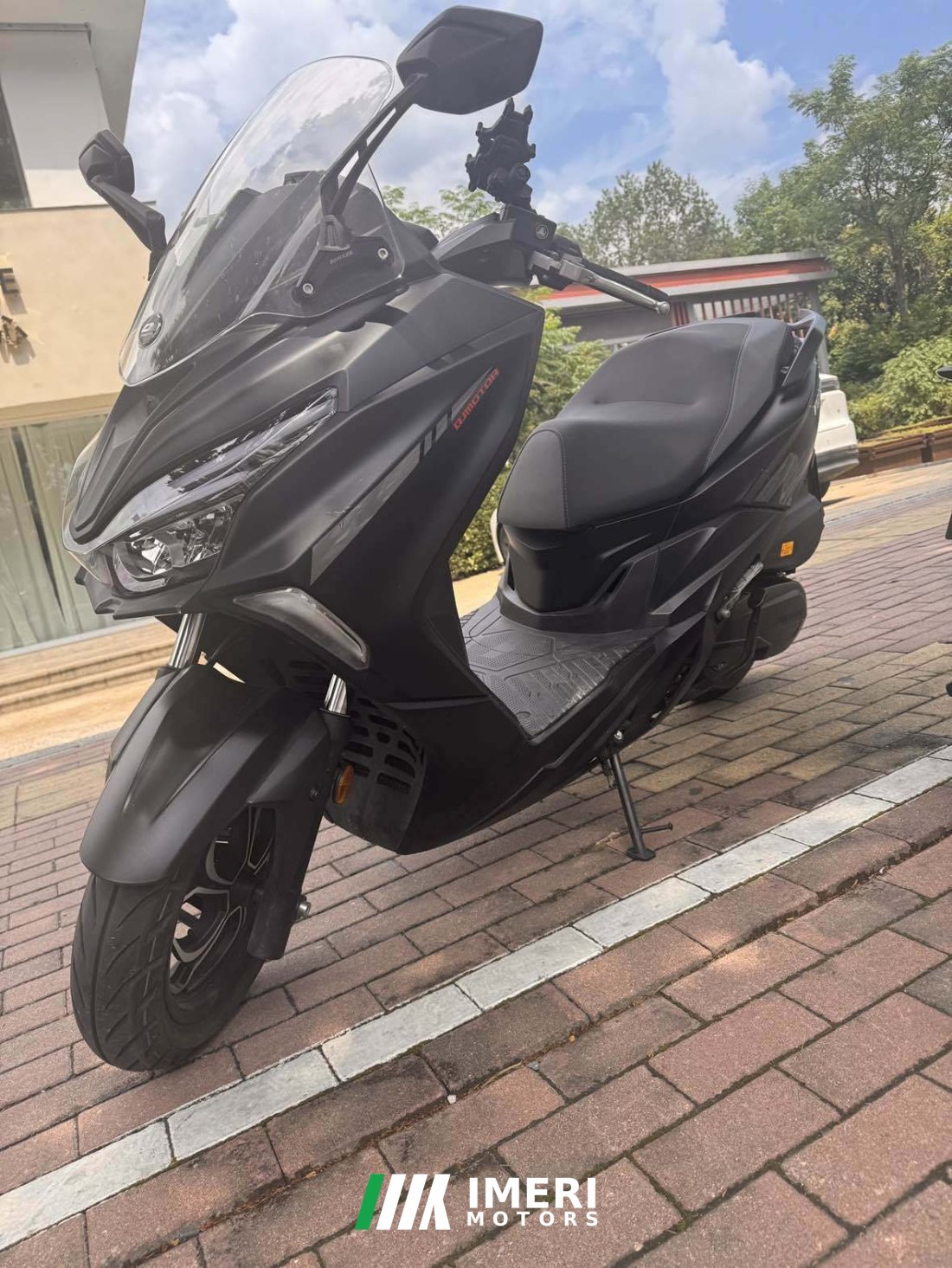 QJMOTOR Hong 250 - мотоцикл из Китая