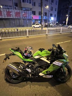 Kawasaki ZX-4R 400 cc - фото 3