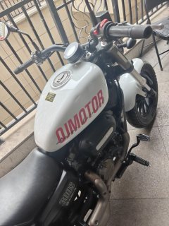 QJMOTOR Flash 300 - фото 4