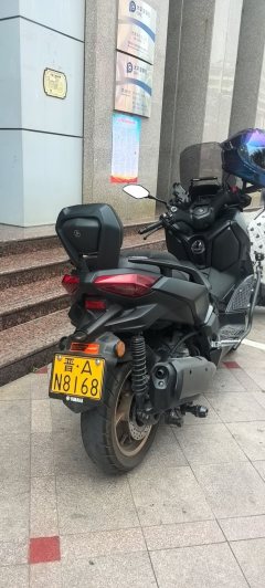 Yamaha XMAX 300 cc - фото 2