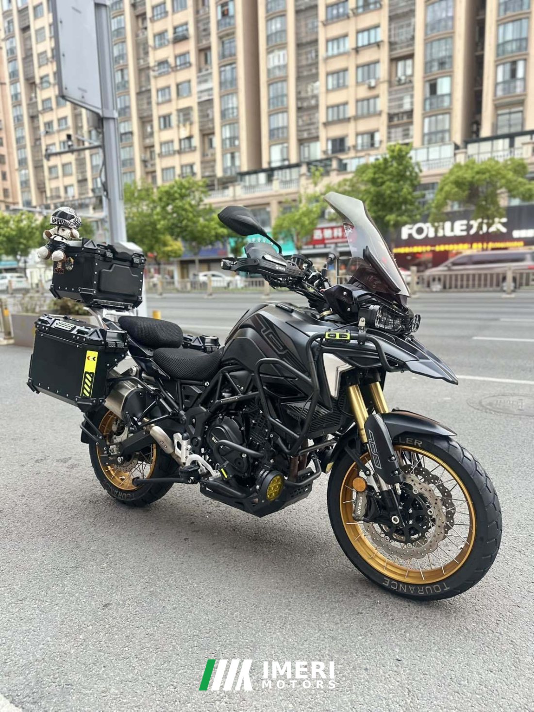 Benelli TRK702 700 cc - мотоцикл из Китая