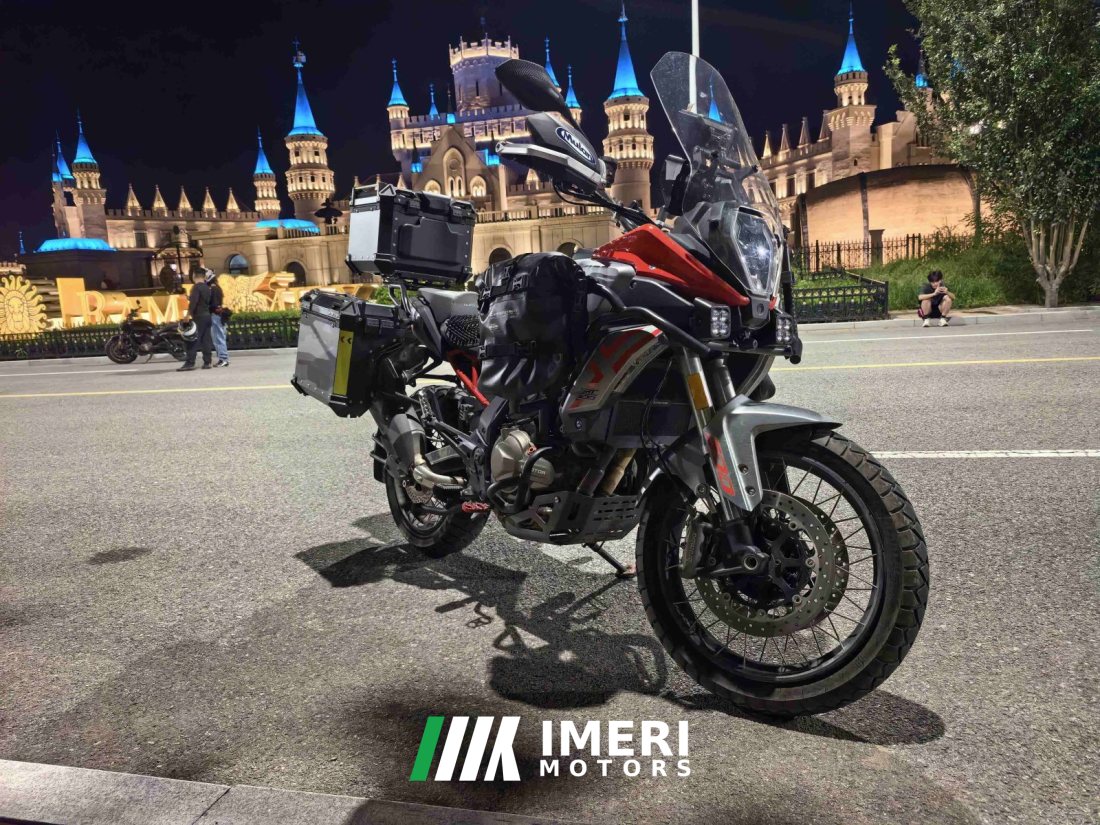 QJMOTOR Snapdragon 600 560 cc - мотоцикл из Китая